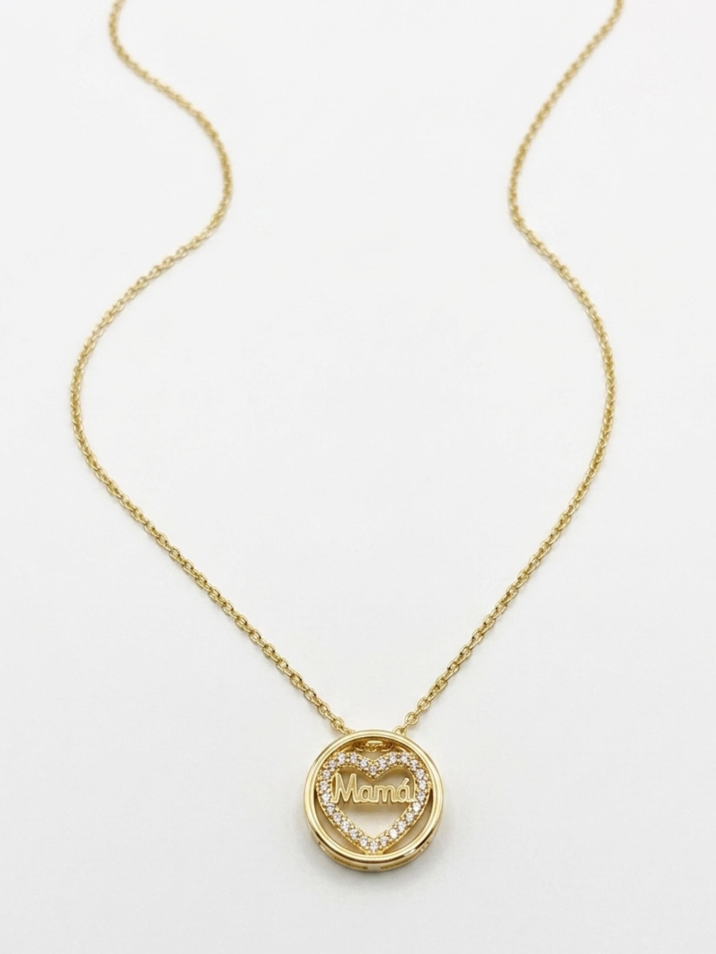 CADENA MAMÁ 💖 - ACERO INOXIDABLE CON BAÑO DE ORO 18K
