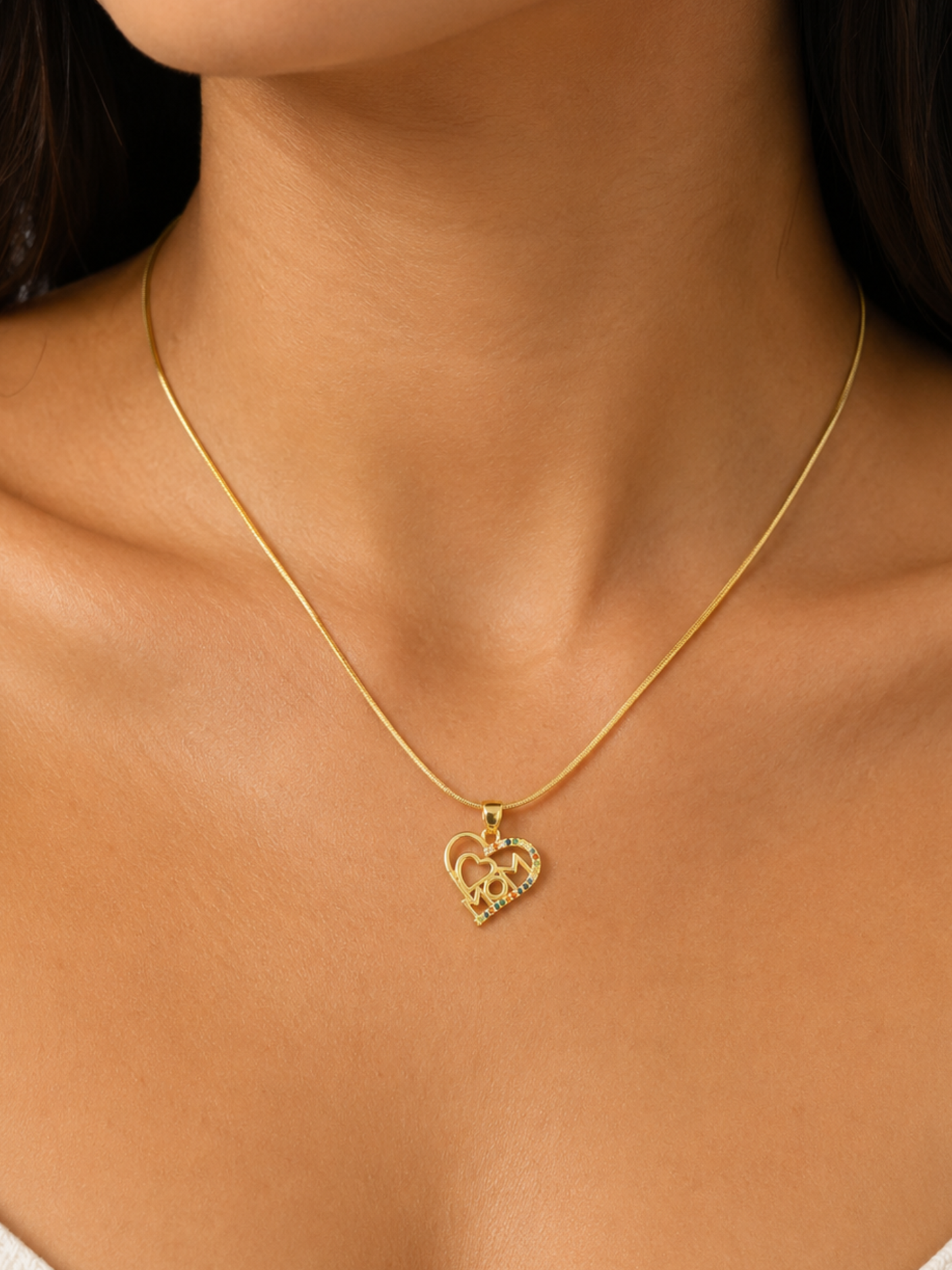 CADENA MAMÁ 💖 - ACERO INOXIDABLE CON BAÑO DE ORO 18K
