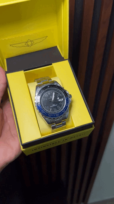 RELOJ INVICTA PARA HOMBRE - BLACK AND BLUE