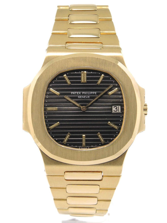 NAUTILUS AAA - DORADO FONDO NEGRO