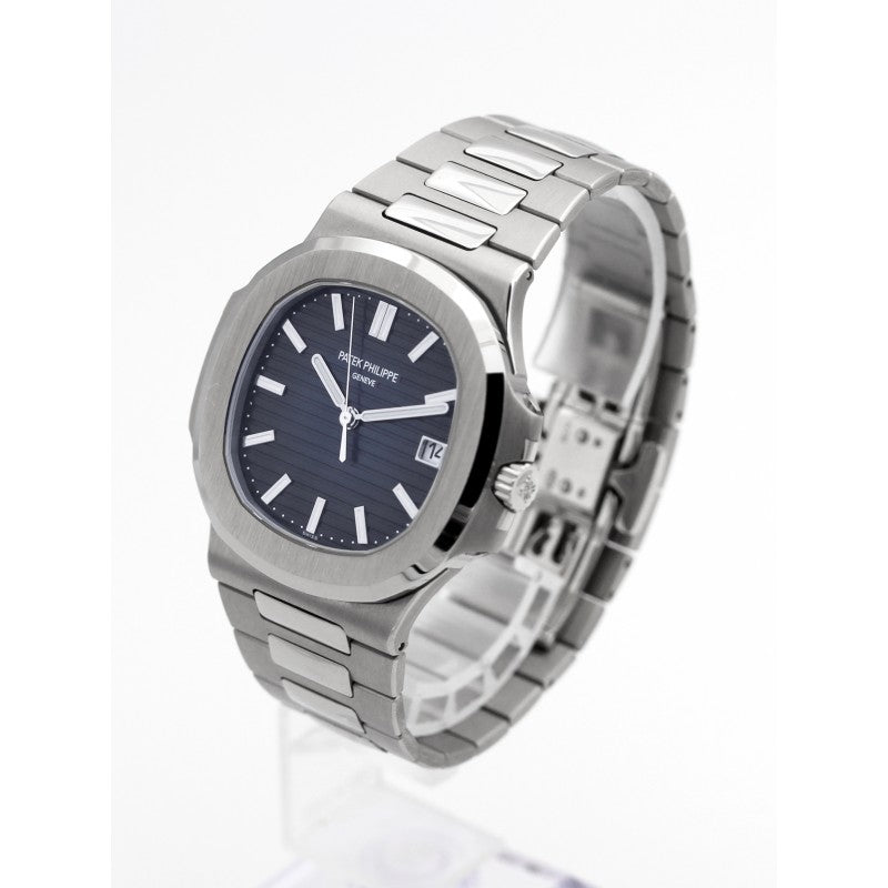 NAUTILUS AAA - PLATEADO FONDO NEGRO