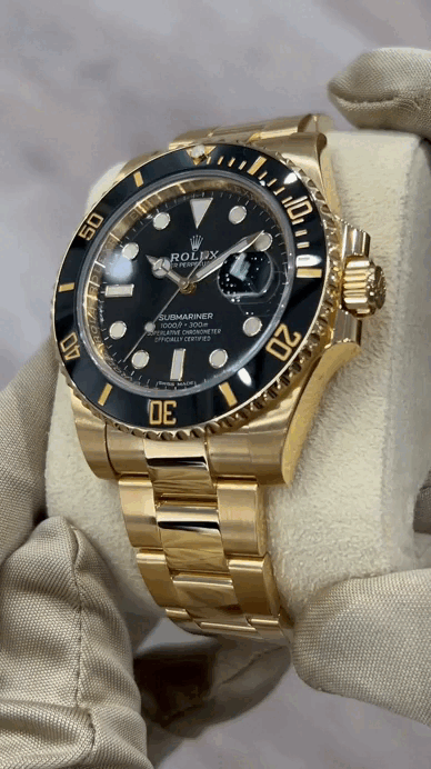 SUBMARINER DATE GOLD BLACK DIAL - AAA